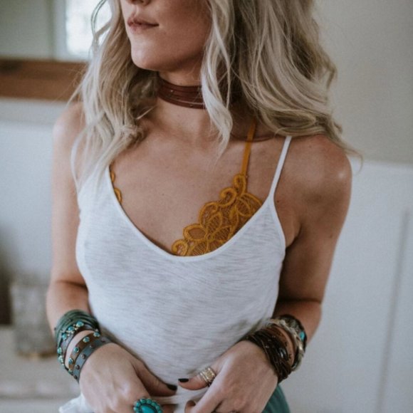 Flower Lace Bralette Cami NWT - Picture 3 of 3